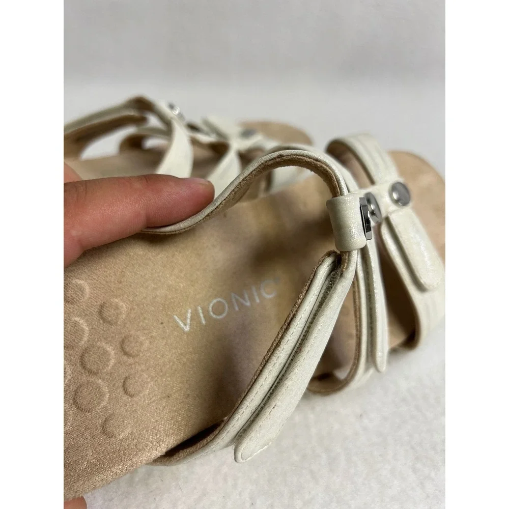 Comfort Orthopedic Vionic Womens 8 Cream Amber Slide Sandals